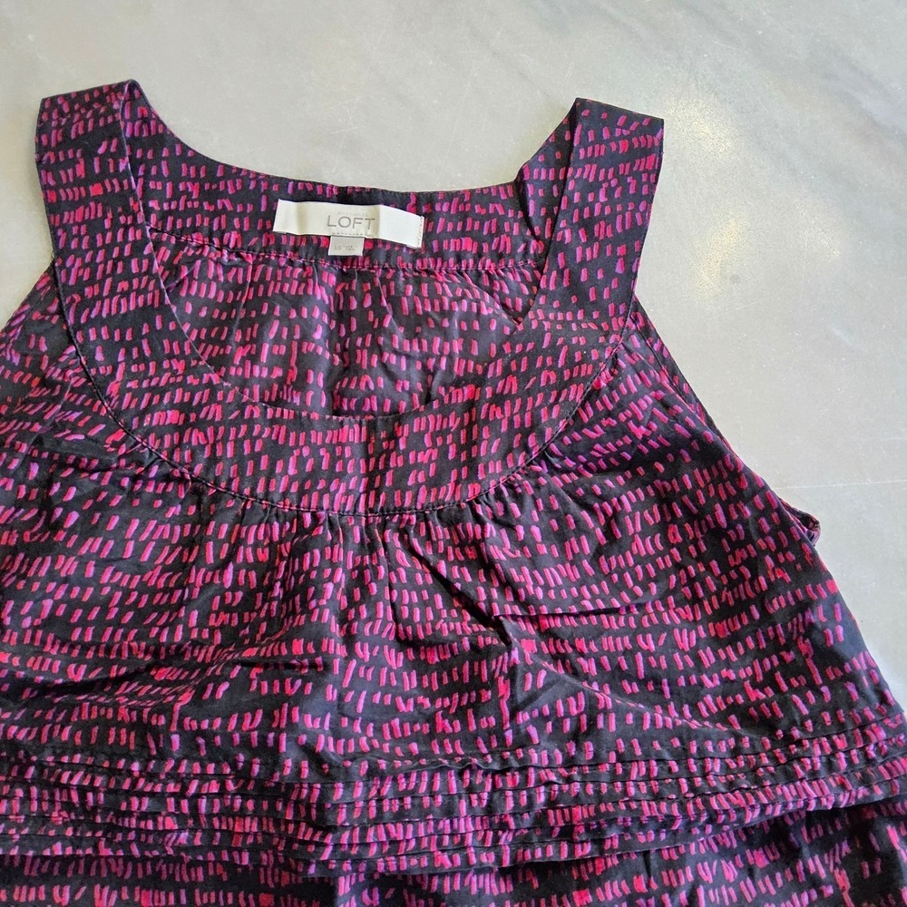 LOFT Women's XS Sleeveless Top Black Pink Abstract Print Blouse‎